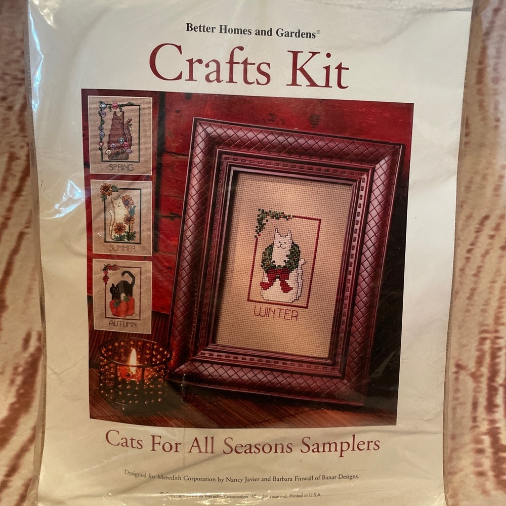 Better Homes & Garden Cat For All Seasons Sampler Kit. Makes 4 5 x 7 Samplers
